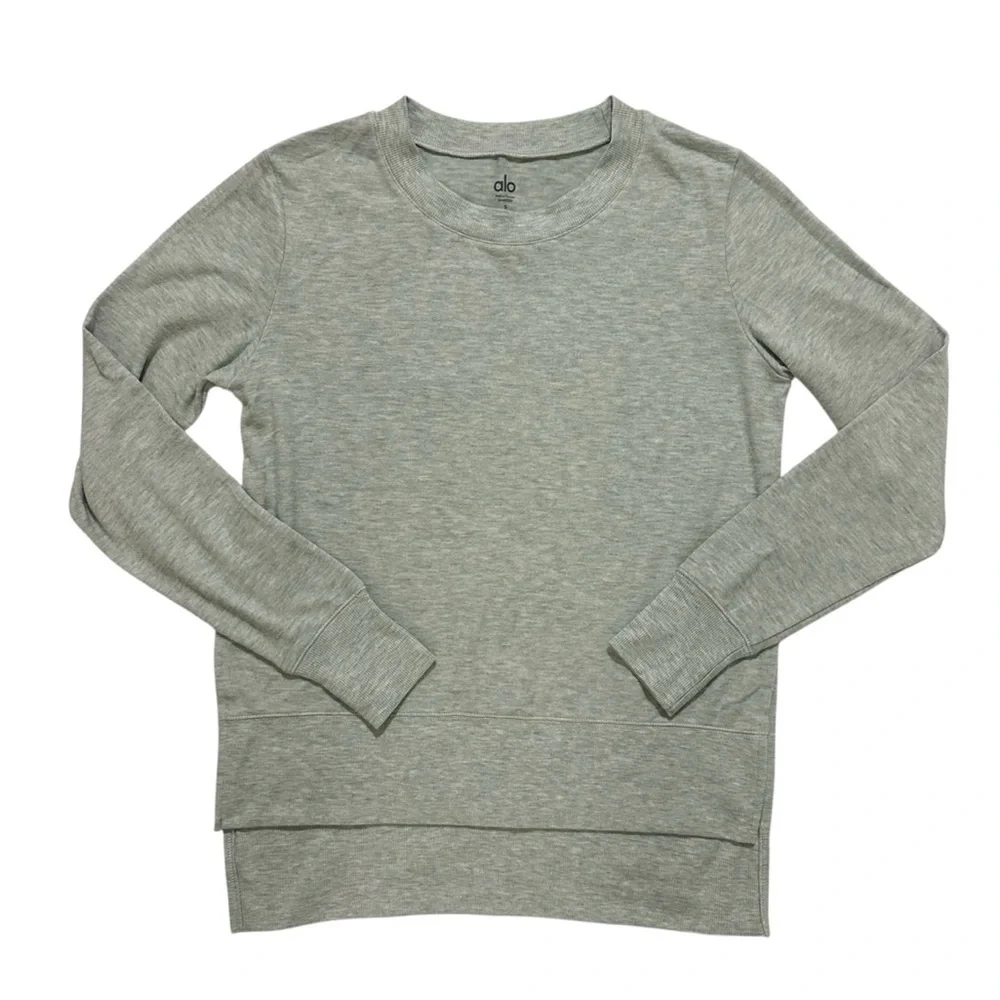 ALO yoga Glimpse Split Hem Long Sleeve Top- Heather Green/Gray SMALL